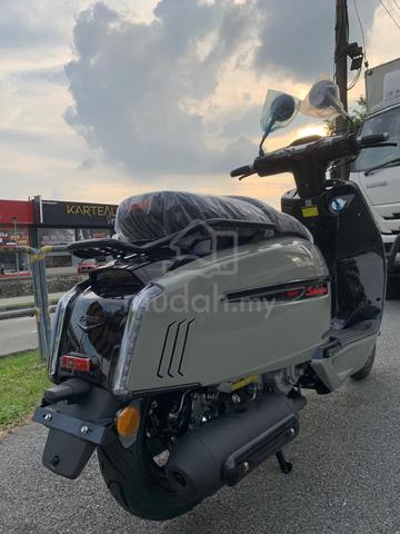 Carousel Image