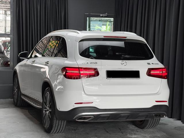 2017 Mercedes Benz GLC250 2.0 AMG 4MATIC (CKD) - 2