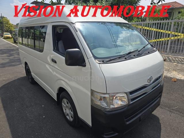 Toyota HIACE 2.5 KDH200 WINDOW VAN HIGH ROOF - 1