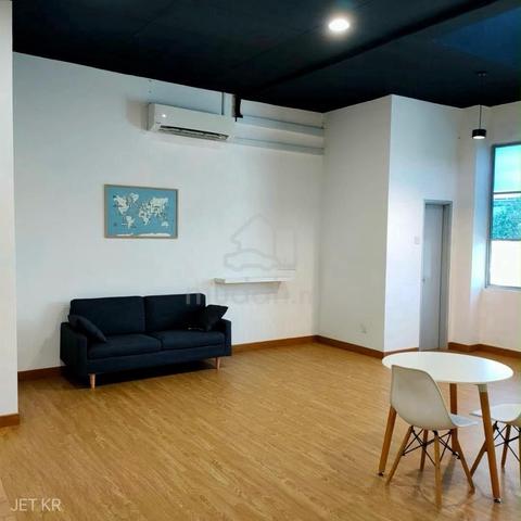 2 Sty Ground Floor Shop  Bandar Botanic Klang Prime Location GM klang 1