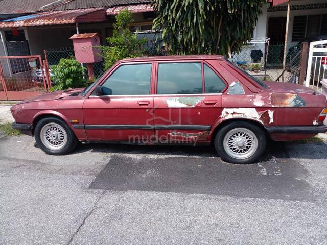 BMW E28 525i (Classic) - Fully Original & Intact - 5