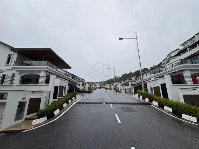 Casa rica | SEMI D | Sungai Ara | Bayan Lepas 1
