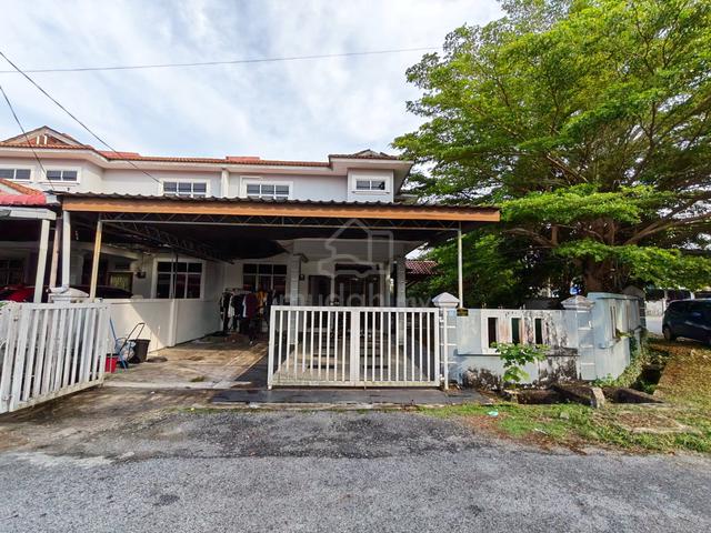 Teres 2 tingkat [Cornerlot] Taman Desa Mutiara 3, Gong Badak, Kuala Ne 1