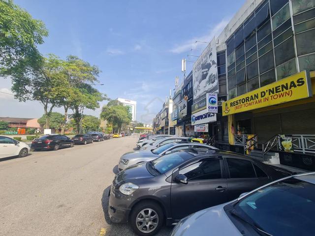 [Facing Main Road]Shah Alam Seksyen 9, Jalan Tengku Ampuan Zabedah B 1