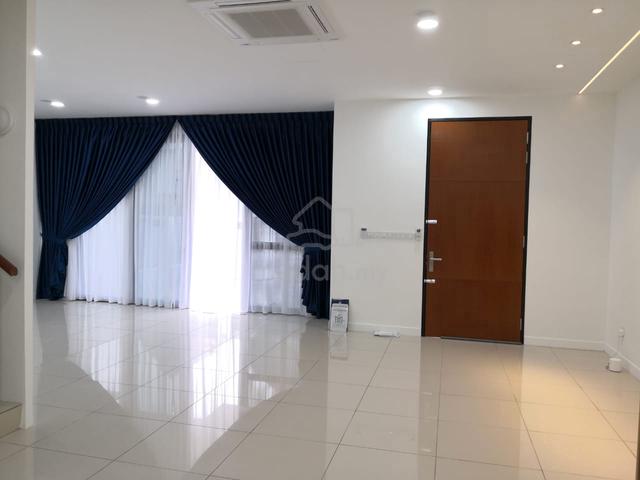 2 Sty Superlink @Blossom Spring, Jade Hills, Freehold, Super Cheap 1
