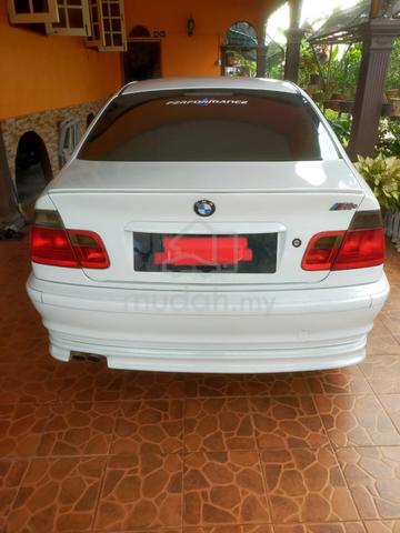 2004 Bmw 318i LIFESTYLE (CKD) 2.0 (A) - 2