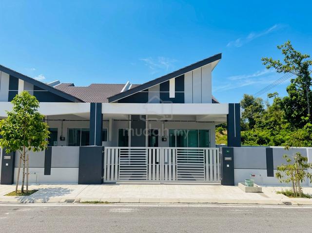 Kampar Newly Completed Single Storey Terrace - Corner Unit 1