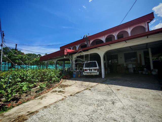 Big Corner CL999 Landed House Damai | Good location | High demand area 1
