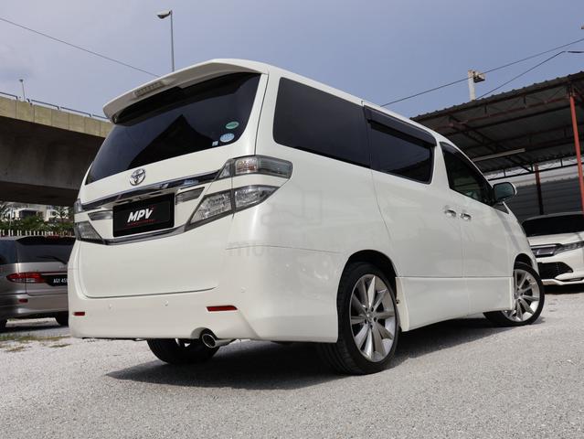 2013 Toyota VELLFIRE 2.4(A) Z G-EDITION M402 - 4