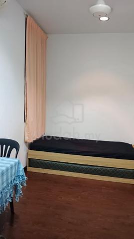 Room For Rent 1