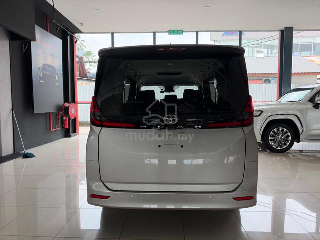 2023 Toyota NOAH 2.0 X  (A) [ 2 POWER DOORS ] - 4