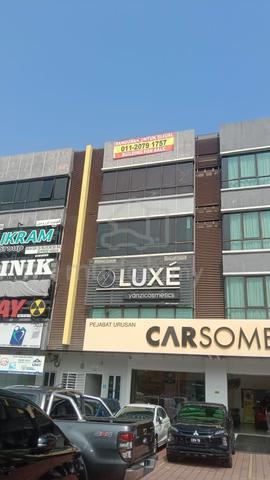 Bangunan Kedai Pejabat Untuk Dijual 1