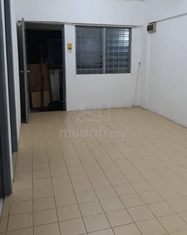 Pangsapuri Orkid, Bandar Mahkota Cheras 1