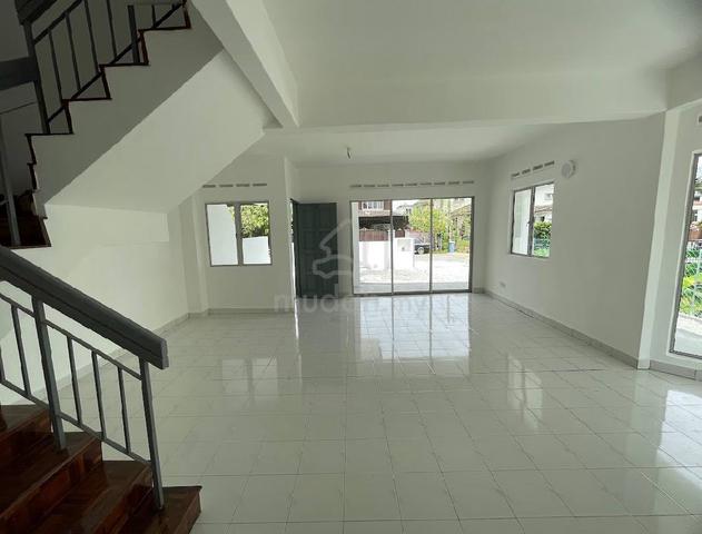 Spacious End Lot – 2,336 sqft Land,  Bandar Seri Ehsan 4