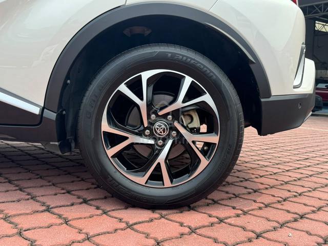 2019 Toyota C-HR Facelift+Free Warranty+Service - 4