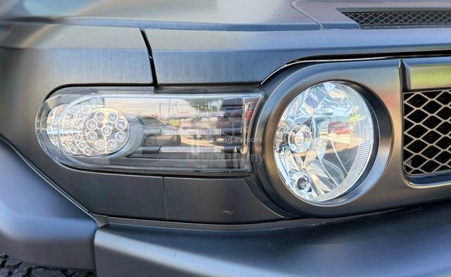 2018 Toyota FJ CRUISER 4.0 (A) 42k KM Only Full - 3
