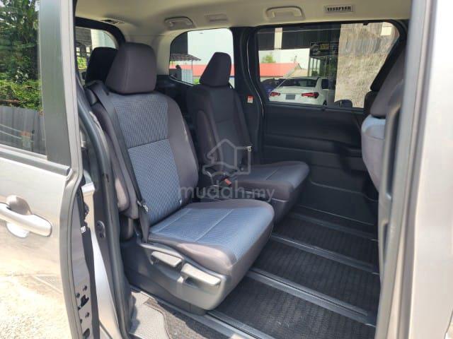 Toyota NOAH X 2.0 2023 - 3