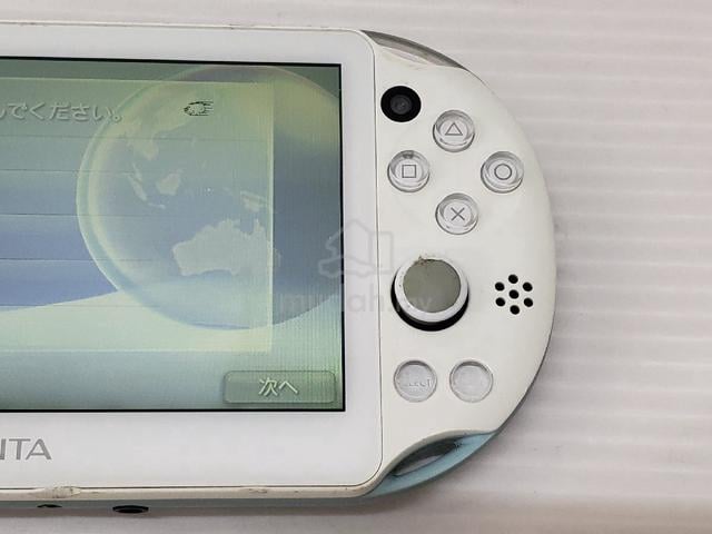PS Vita PCH-2000 console, Light Blue × White - photo 4 of 5