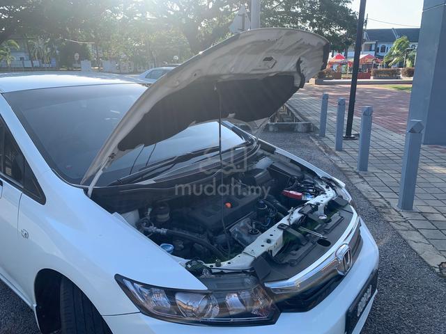 2013 Honda CIVIC 1.8 S (A) - 4