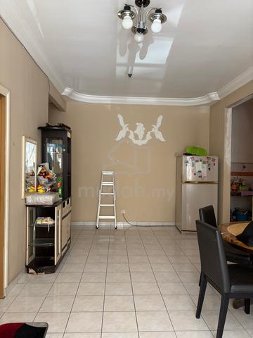 BILIK SEWA master room 1