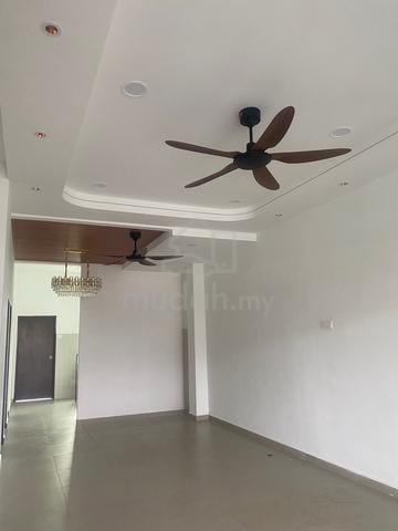 Rumah baru dua tingkat permatang badak 1