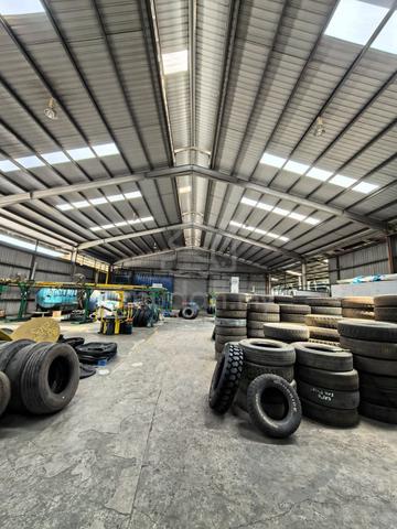 Sepanggar KKIP Bigger Land Warehouse with OC For Sale 1