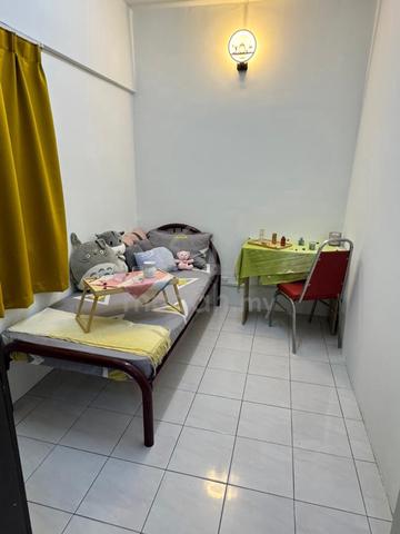 Fully Furnished Kuala Lumpur Salak Selatan LRT  Room For Rent 1