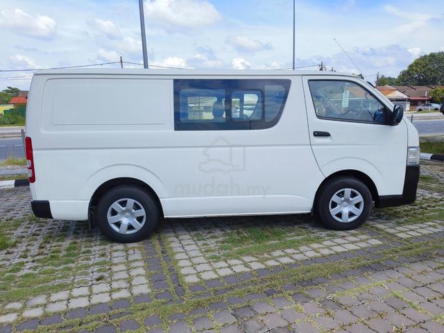 2023 Toyota Hiace 2.5 (M) Semi Panel Van - 5