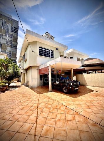 Double-Storey Semi-D in Tanjung Bungah. 1