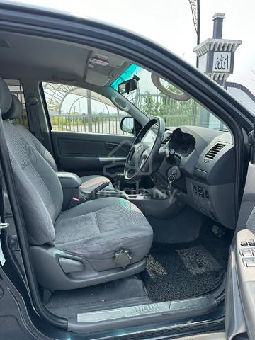 2012 Toyota HILUX 2.5 G MY05 KUN25R FACELIFT II - 5