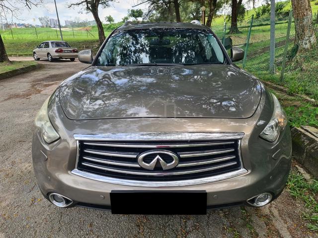 Infiniti QX70 3.7 Premium Sunroof PowerBoot Camera - 4