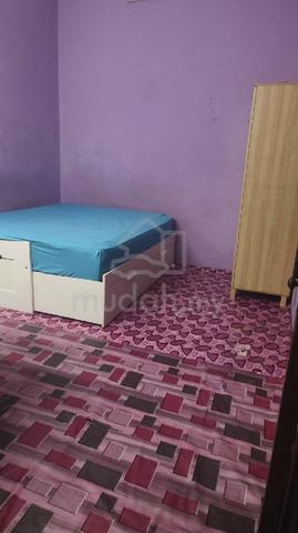 Middle Room for Rent Seksyen 8, PJ 1