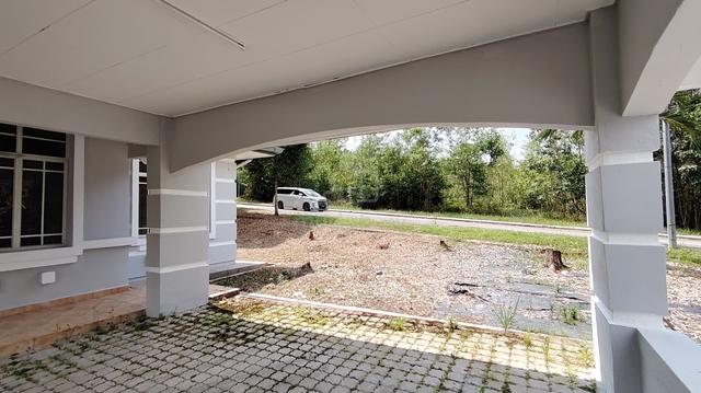 Banglo setingkat Corner Lot Bayu Lakehomes Mantin | Below Market 5