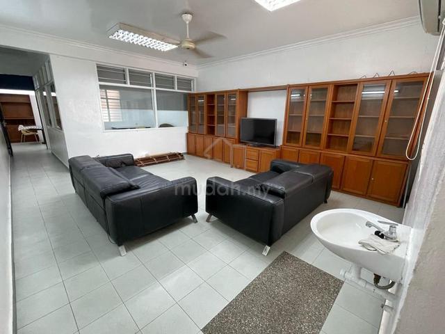 2nd Floor Office/Shop Lot at Abu Siti Lane, Georgetown For Rent 1