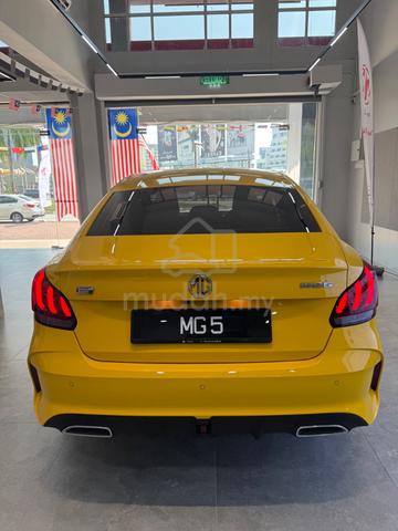 Best deal 👍 MG5 1.5 LUX - 3