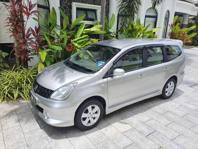 2010 Nissan GRAND LIVINA 1.8 IMPUL A UNTUNG SIKIT - 3
