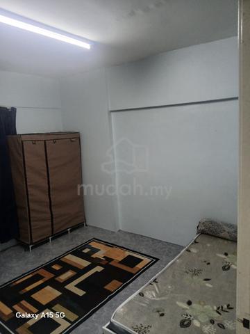 search a new friend for this room 1