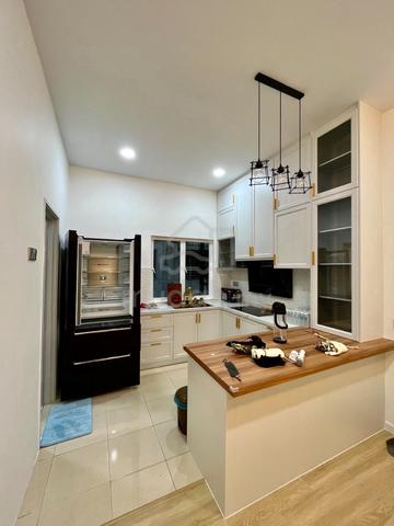TERMURAH CANTIK+FULL LOAN🔥 Townhouse Taman Tasik Puchong 1