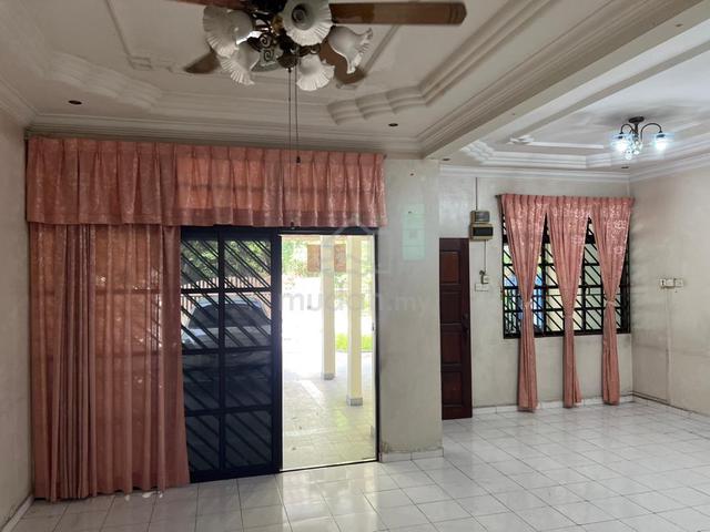 Taman Mesra Saleng / Kulai / Senai / Senai Airport / TJ Mart 1