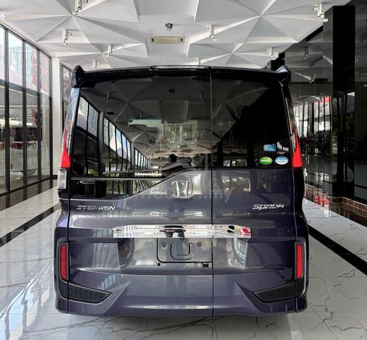 FULLOAN Honda STEPWAGON SPADA TURBO 7 SEATER MURAH - 3