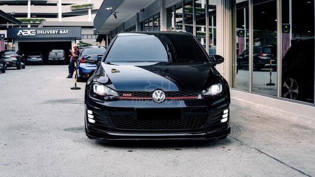 Volkswagen GOLF 2.0 GTI MK7 B.KIT CF SPOILER 2017 - 3