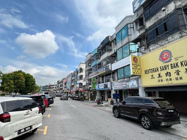 Facing Main Road, Ground Floor, 20x75, Taman Bayu Perdana, Klang 1