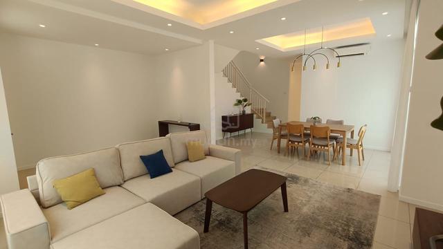 Fully Renovated Iskandar Puteri @ Horizon Hills End Lot Cluster House 1