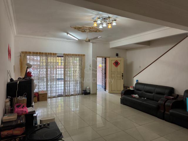 2.5 Landed House, Taman Bukit Serdang, BS 10, Seri Kembangan -FREEHOLD 1