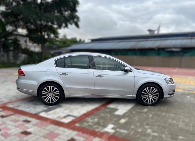 11/12 Volkswagen PASSAT 1.8 TSI (CBU) (A) 1 OWNER - 5