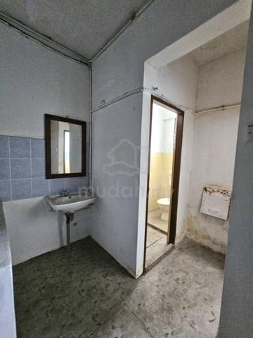 4 Storey Shoplot, JLN PENDING 5
