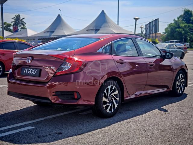 2017 Honda CIVIC 1.8 i-VTEC (A) - 2