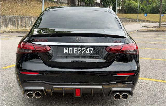 Mercedes E200 Convert E63s (Brabus 800 Edition) - 3