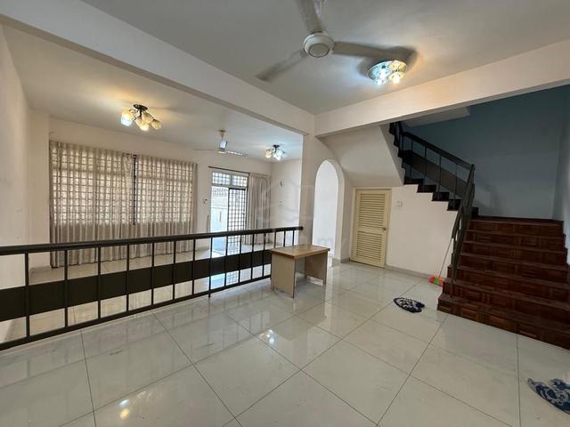 For rent Jalan Undan@Perling (Double Storey Terrace) 1