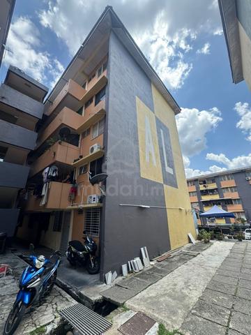 Flat Pandan Indah 1